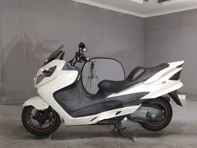 Suzuki SKYWAVE 250M