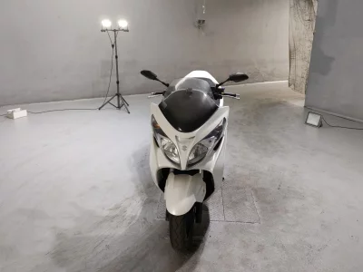 Suzuki SKYWAVE 250M