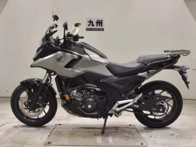 Honda NC750XD-3