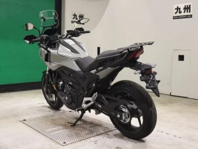 Honda NC750XD-3