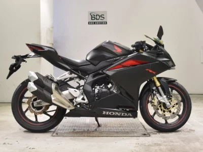 Honda CBR250RR-2