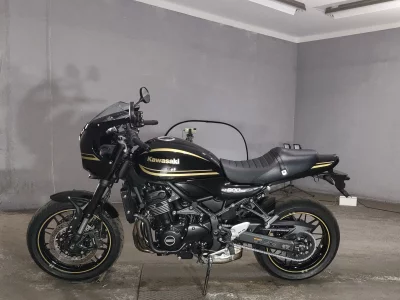 Kawasaki Z900RSKAFE