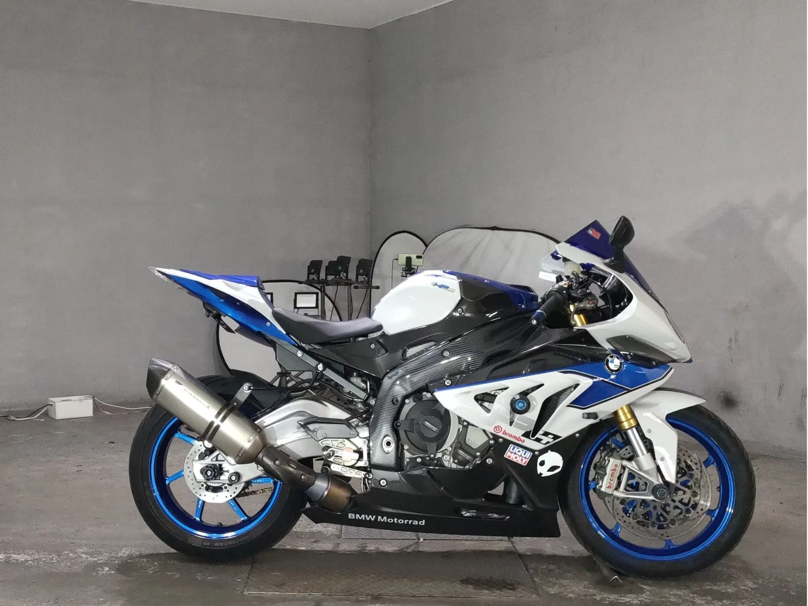 BMW BMW HP4  с аукциона в Японии