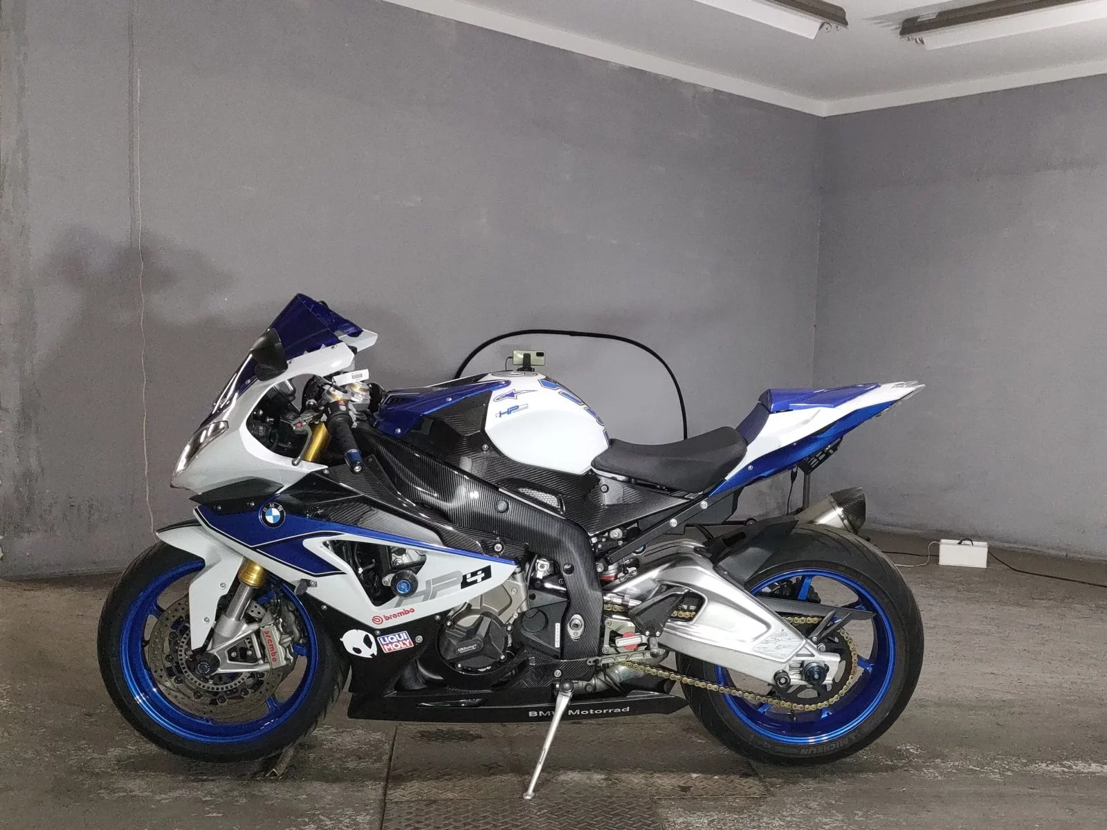 BMW BMW HP4  с аукциона в Японии