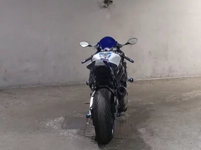 BMW BMW HP4