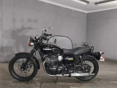 Kawasaki W800