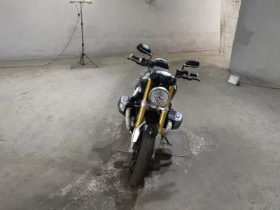 BMW BMW R NINE T