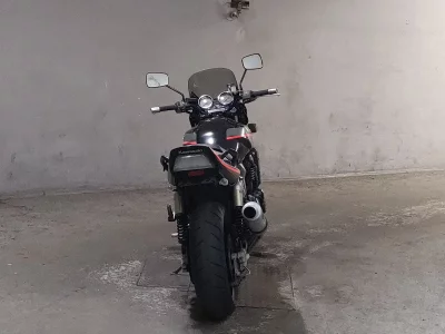Kawasaki ZRX1100