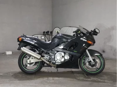 Kawasaki ZZR400