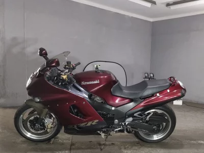 Kawasaki ZZR1100