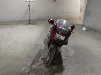 Kawasaki ZZR1100