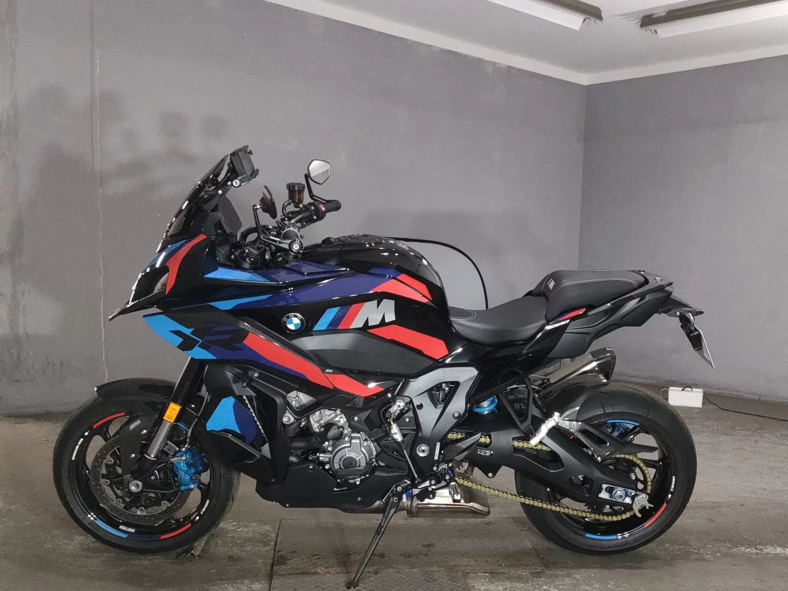 BMW BMW M1000XR  с аукциона в Японии