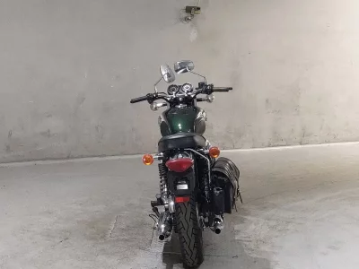 Kawasaki W800