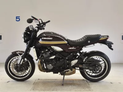Kawasaki Z900RS