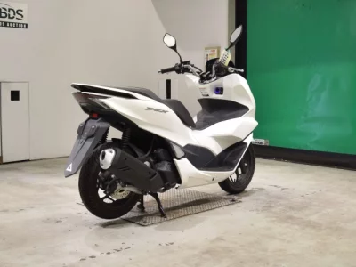 Honda PCX125-4