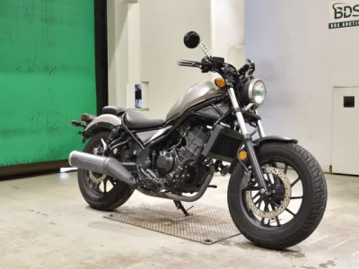 Honda REBEL