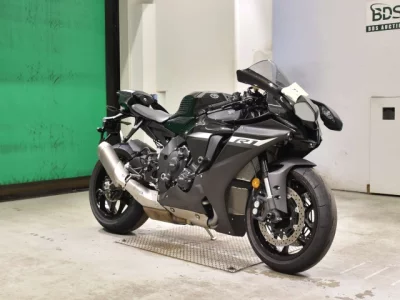 Yamaha YZF-R1