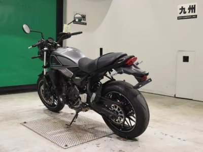 Kawasaki Z650RS