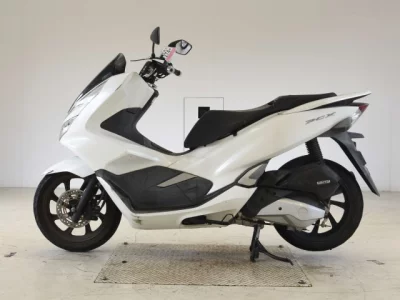 Honda PCX125-3