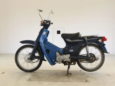 Мотоцикл из Японии Honda C50-E