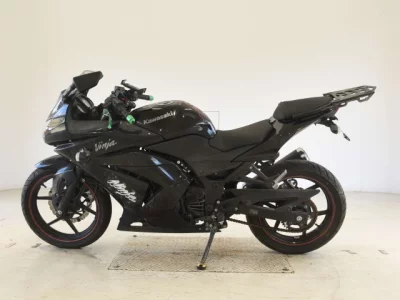Мотоцикл из Японии Kawasaki NINJA250R