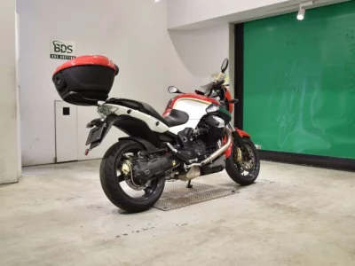 Moto Guzzi MOTO GUZZI 1200 SPORT 4V