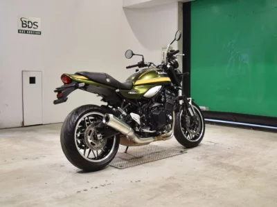 Kawasaki Z900RS