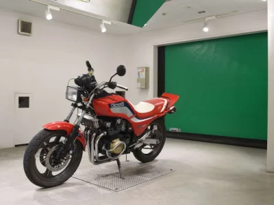 Kawasaki GPZ400