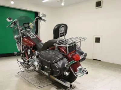 Harley-Davidson HARLEY FLSTC1580