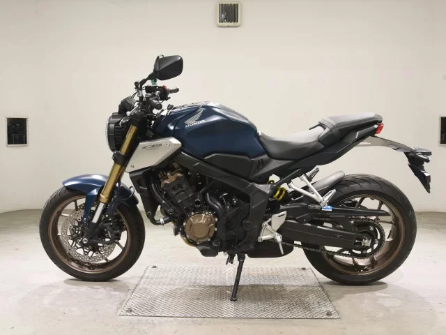 Honda CB650R 2021