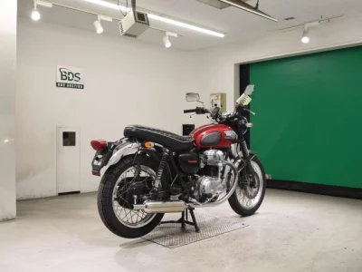 Kawasaki W400 с аукционов Японии