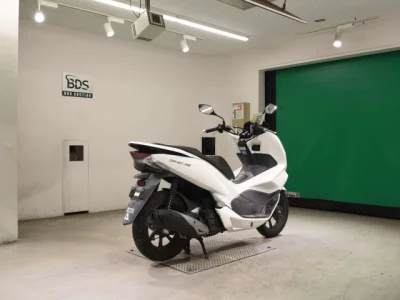 Honda PCX125-3