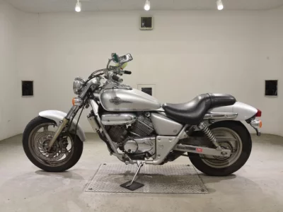 Honda MAGNA 250