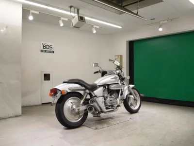 Honda MAGNA 250
