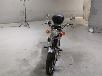 Suzuki GN125H
