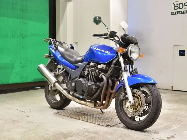 Kawasaki ZR-7  с аукциона в Японии