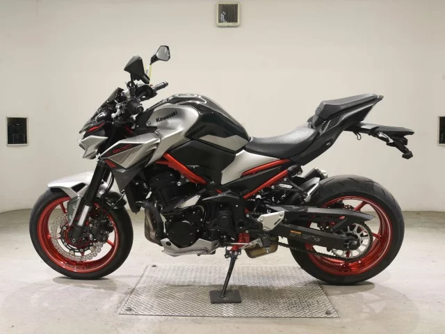 Kawasaki Z900-2  с аукциона в Японии
