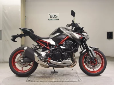 Мотоцикл из Японии Kawasaki Z900-2