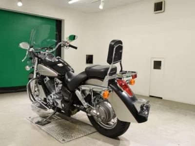 Honda SHADOW750