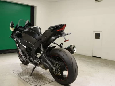 Kawasaki ZX-10RA с аукционов Японии