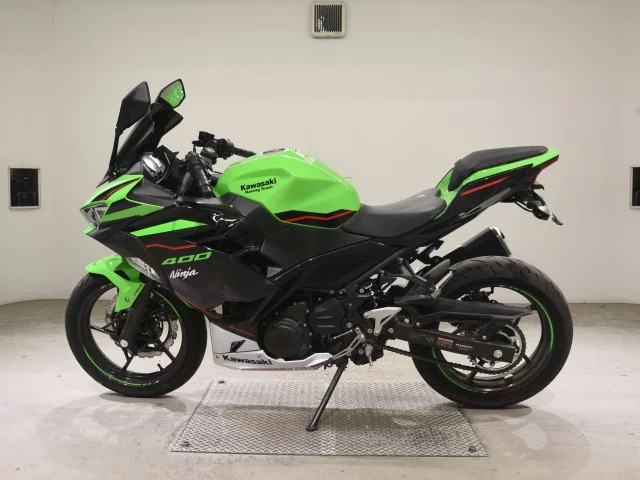 Kawasaki NINJA400 2021