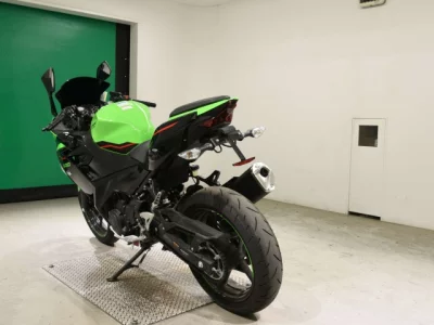 Kawasaki NINJA400