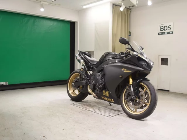 Yamaha YZF-R1  с аукциона в Японии