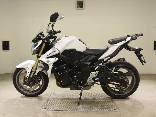 Suzuki GSR750A  с аукциона в Японии