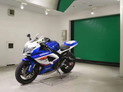 Suzuki GSX-R750