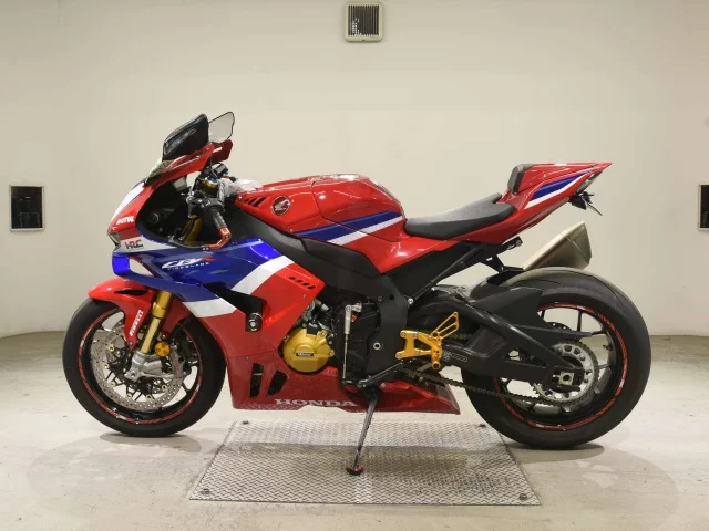 Honda CBR1000RR-RSP  с аукциона в Японии