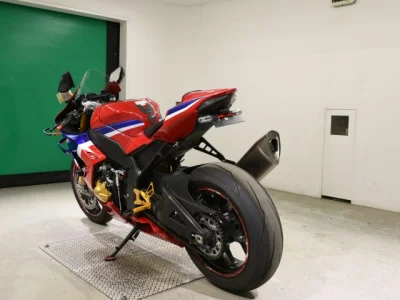 Honda CBR1000RR-RSP с аукционов Японии