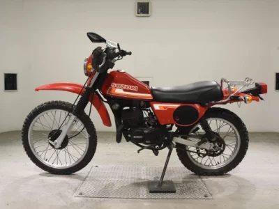 Suzuki TS125