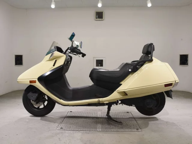 Honda FUSION  с аукциона в Японии