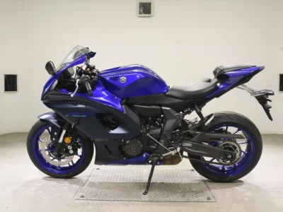 Yamaha YZF-R7-2